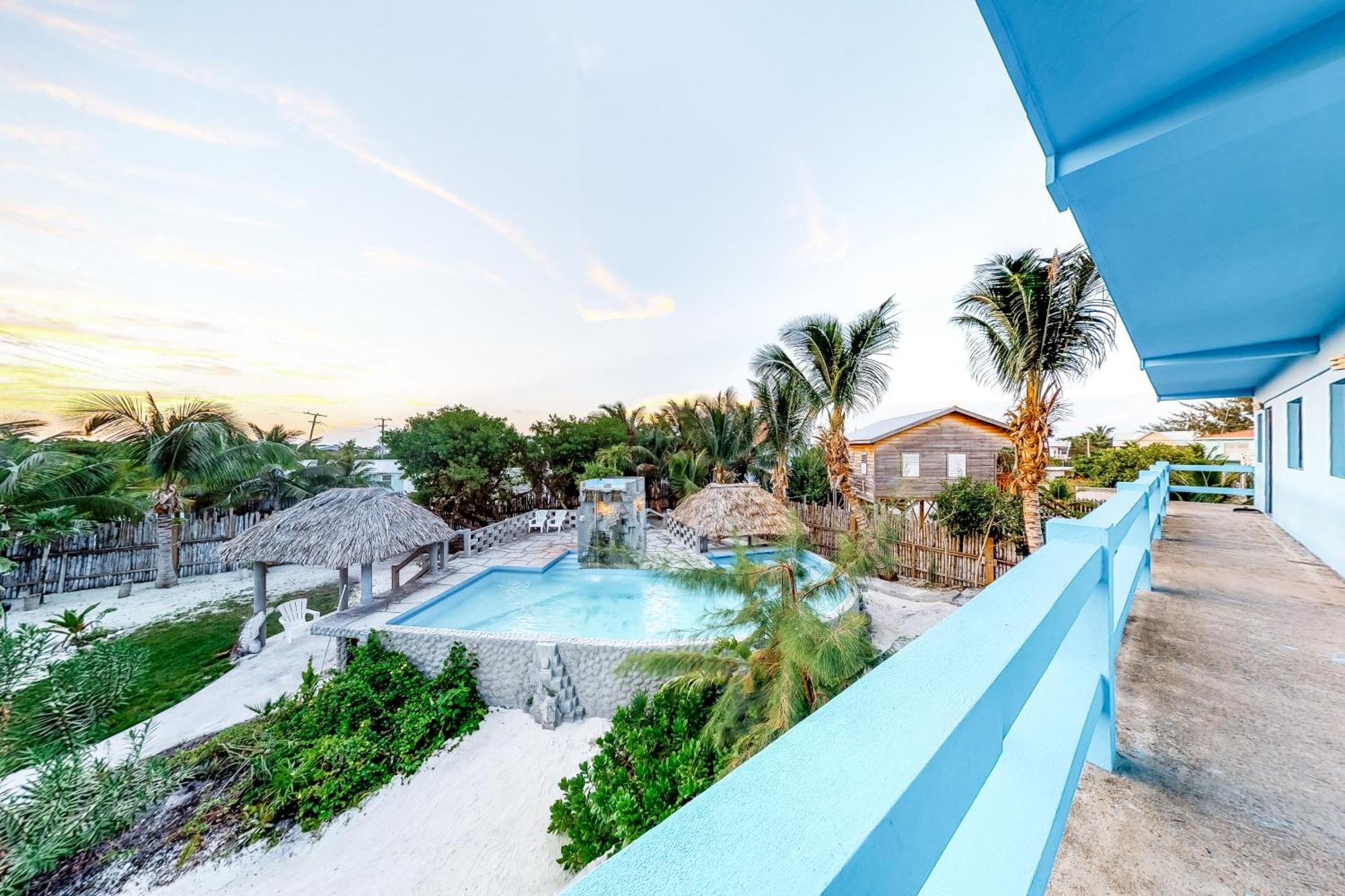 Mayan Falls Caye Caulker Rum bild