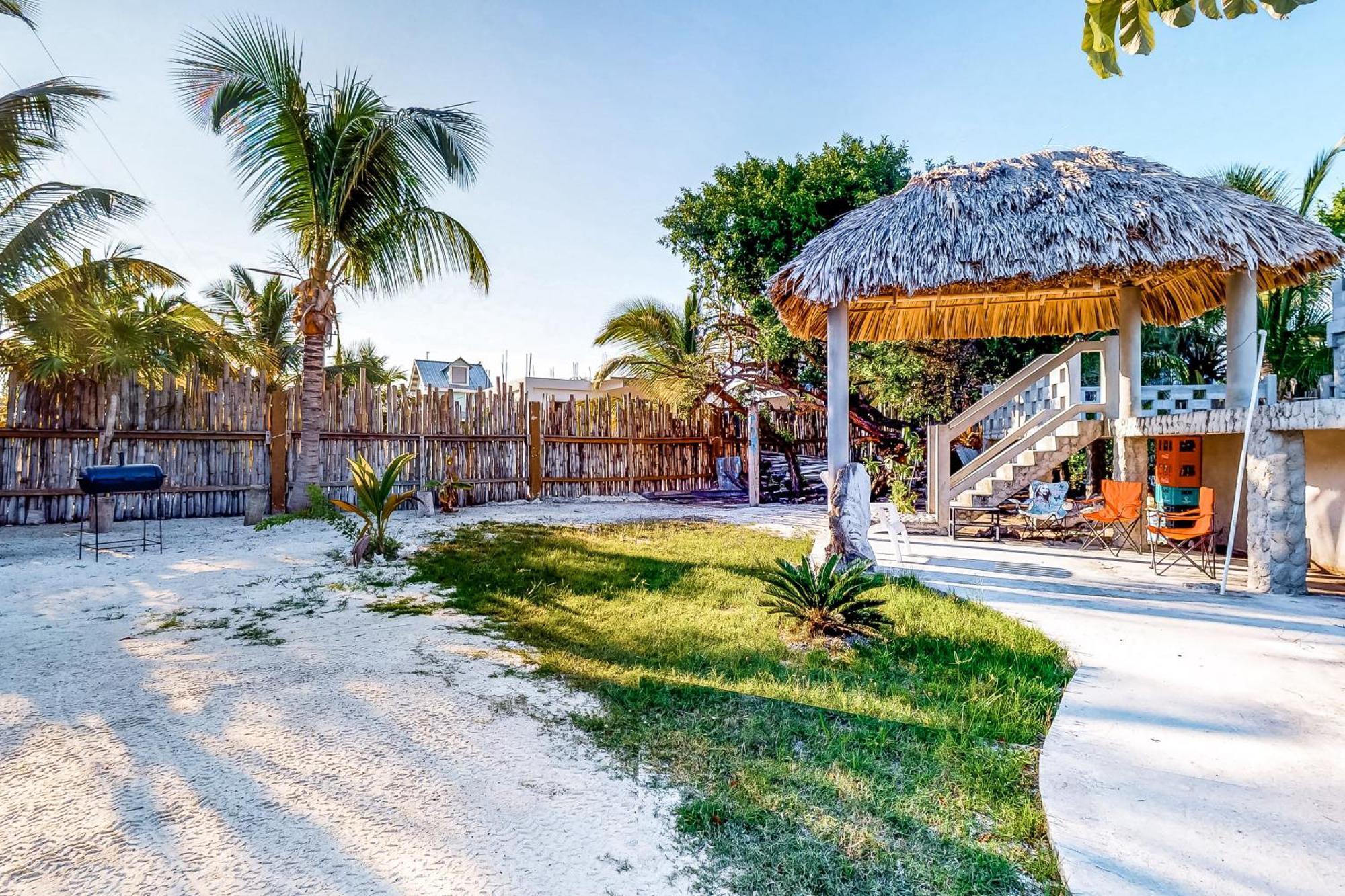 Mayan Falls Caye Caulker Rum bild